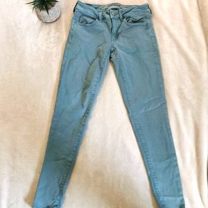 American eagle outfitters light green, leggings size 4, in excellent shape